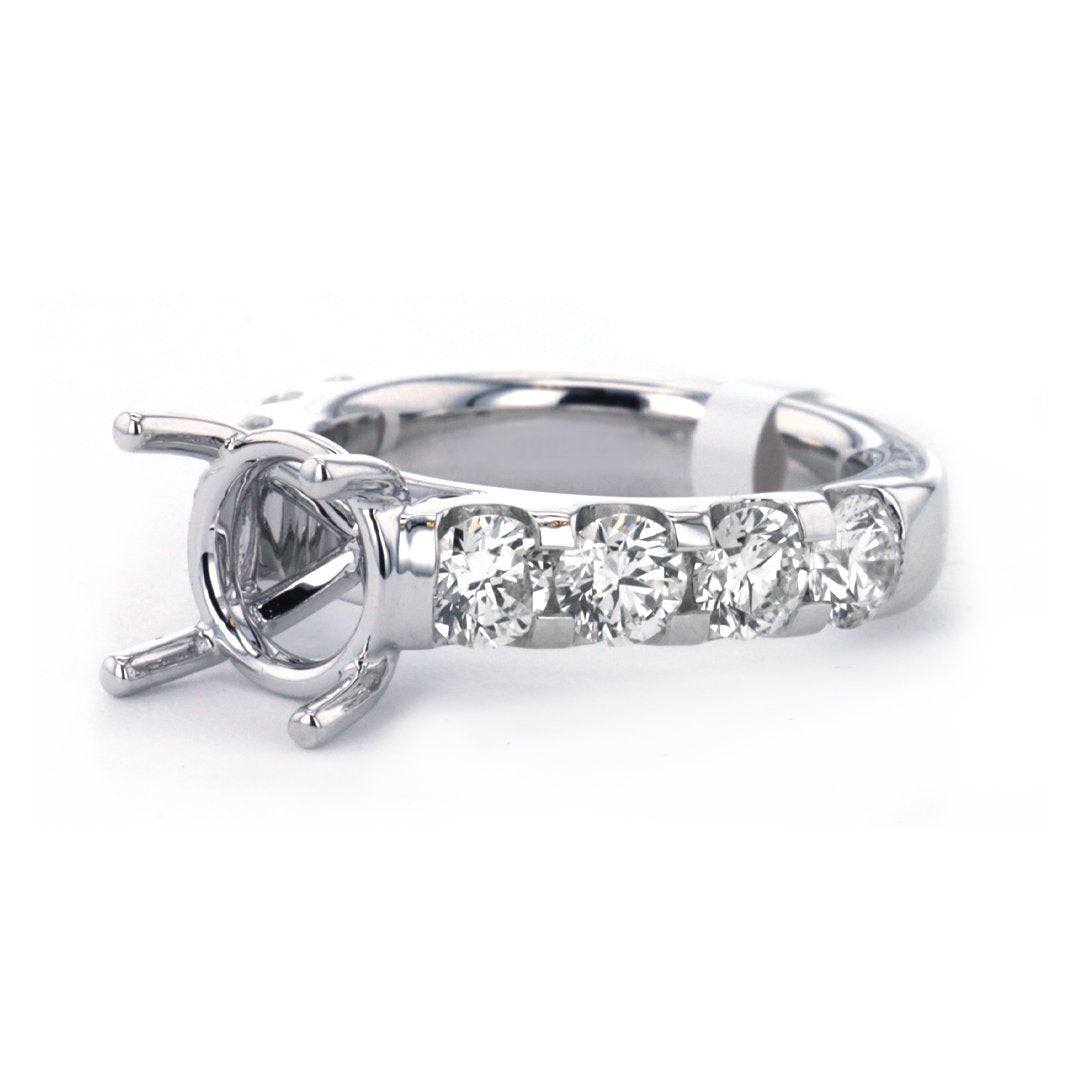 2.10 ctw Diamond Solitaire Engagement Ring