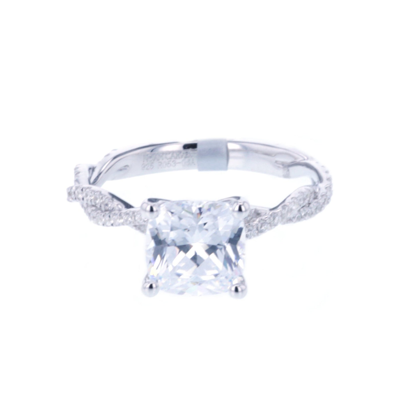 0.33 ctw Diamond Solitaire Engagement Ring
