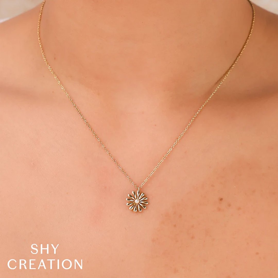 Pearl Flower Necklace