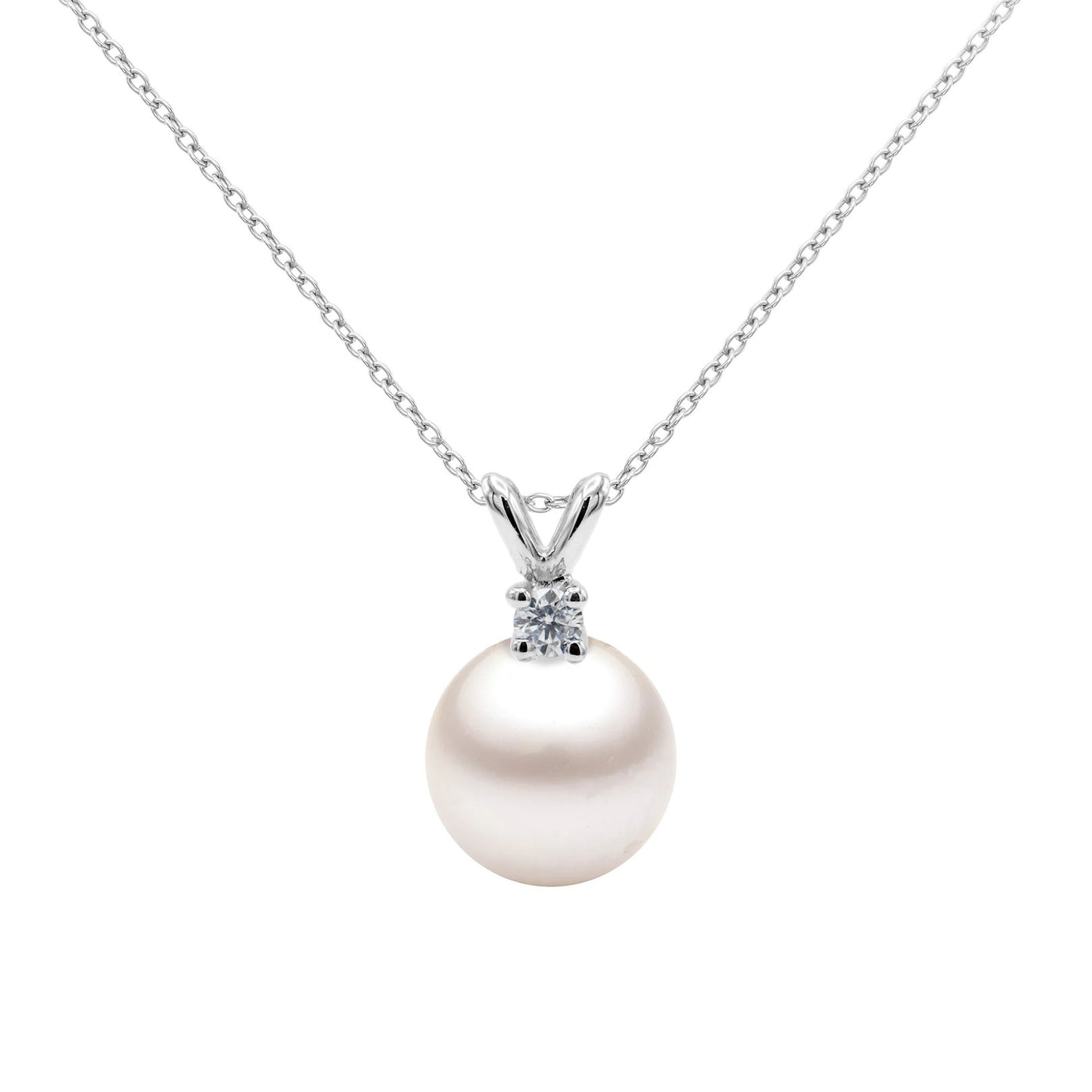 Pearl & Diamond Pendant Necklace