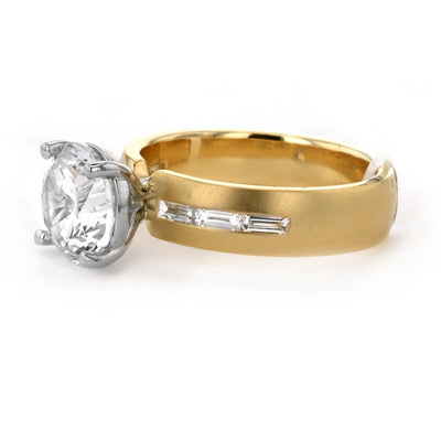 0.37 ctw Diamond Solitaire Engagement Ring