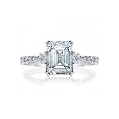 0.60 ctw Diamond Solitaire Engagement Ring