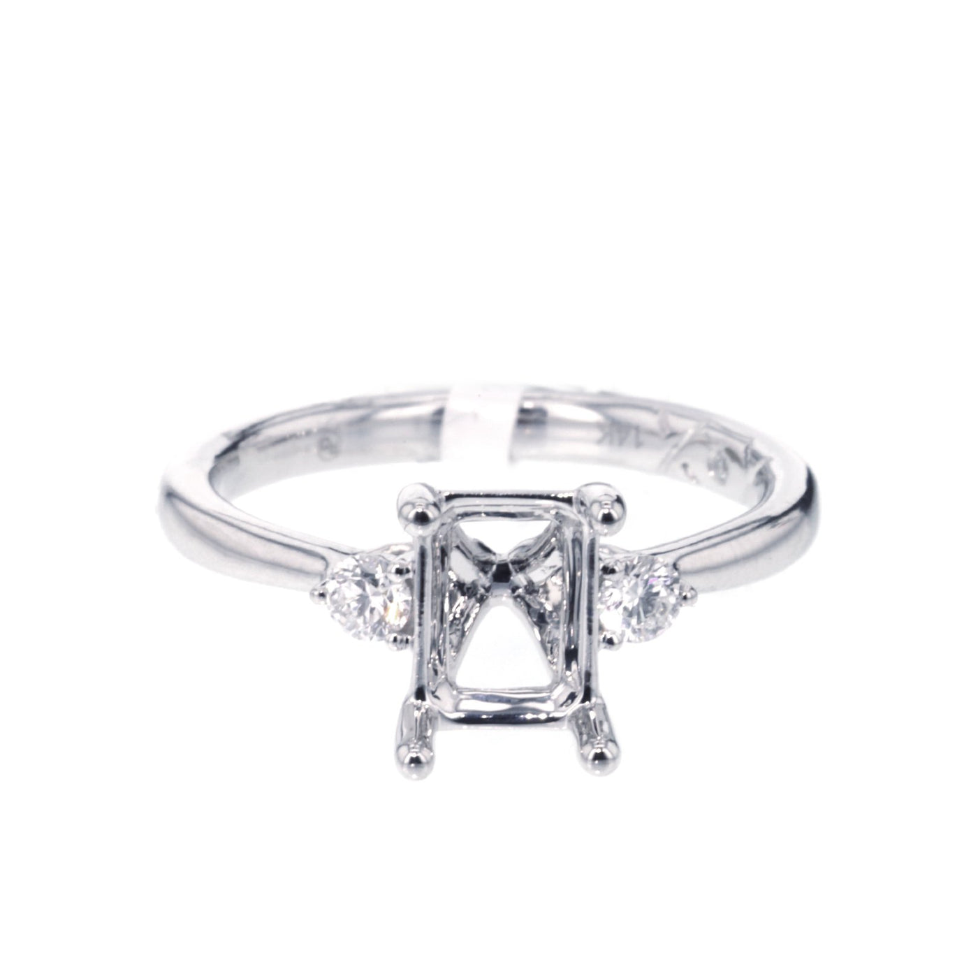 0.15 ctw Diamond Solitaire Engagement Ring
