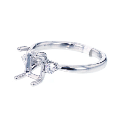 0.15 ctw Diamond Solitaire Engagement Ring