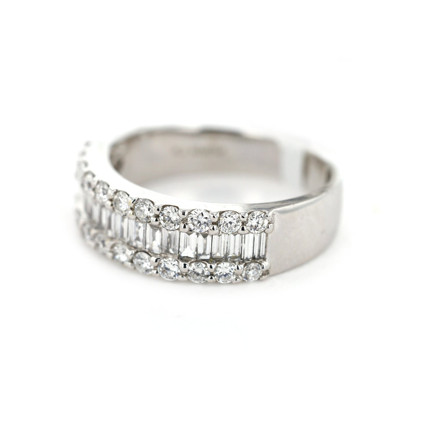 1.00 ctw Diamond 3-Row Band