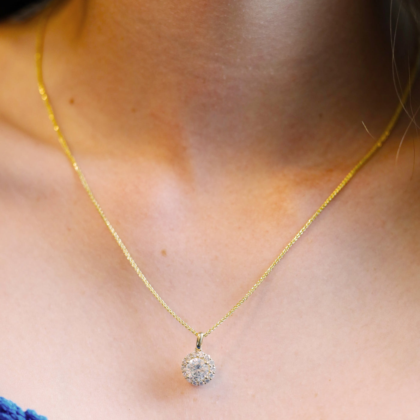 1.31 ct Diamond Halo Pendant