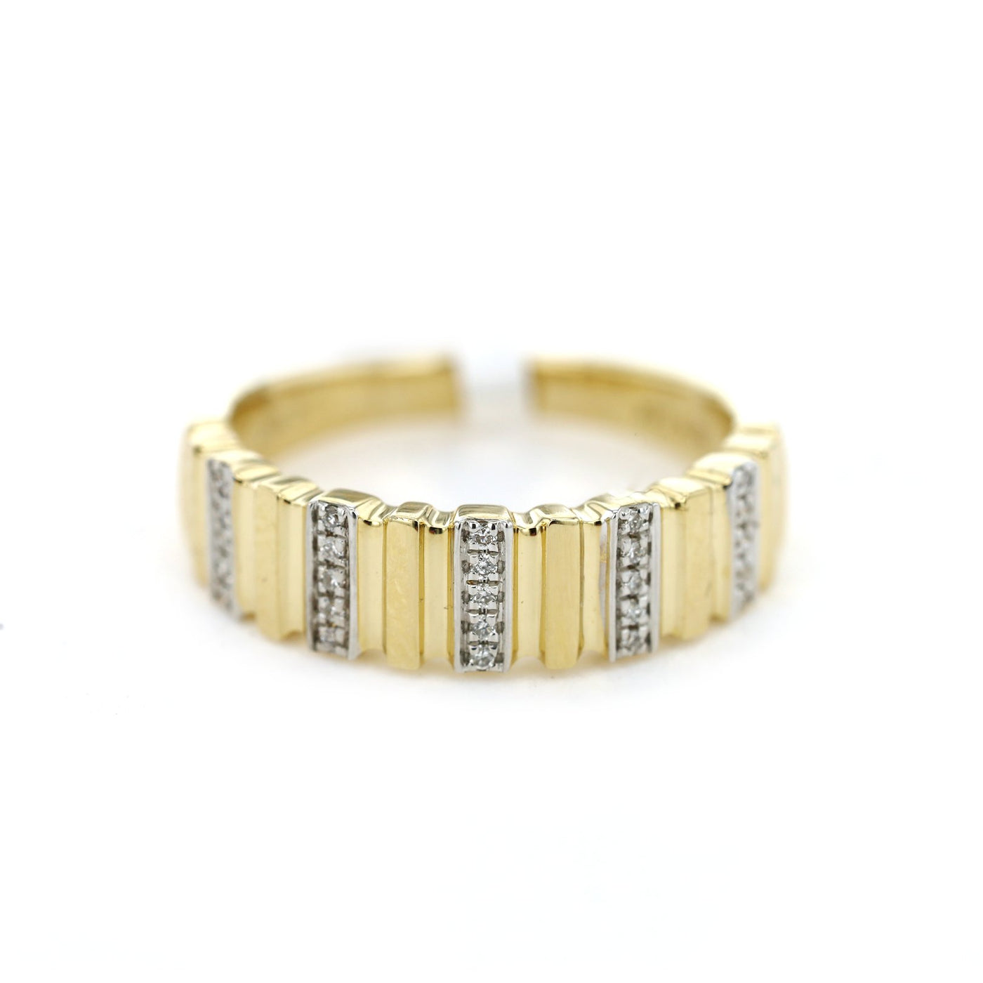 0.07 ctw Diamond Band