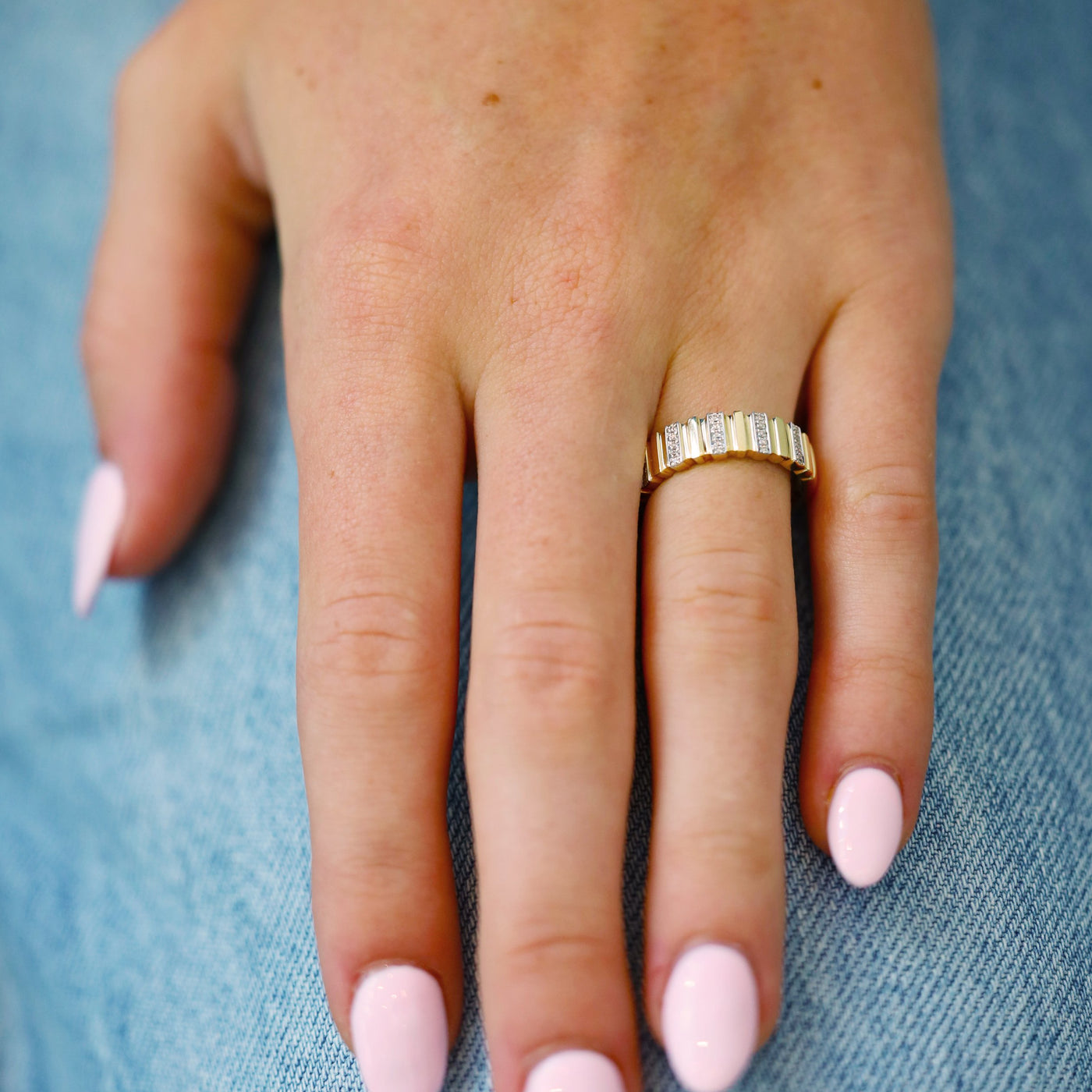 0.07 ctw Diamond Band