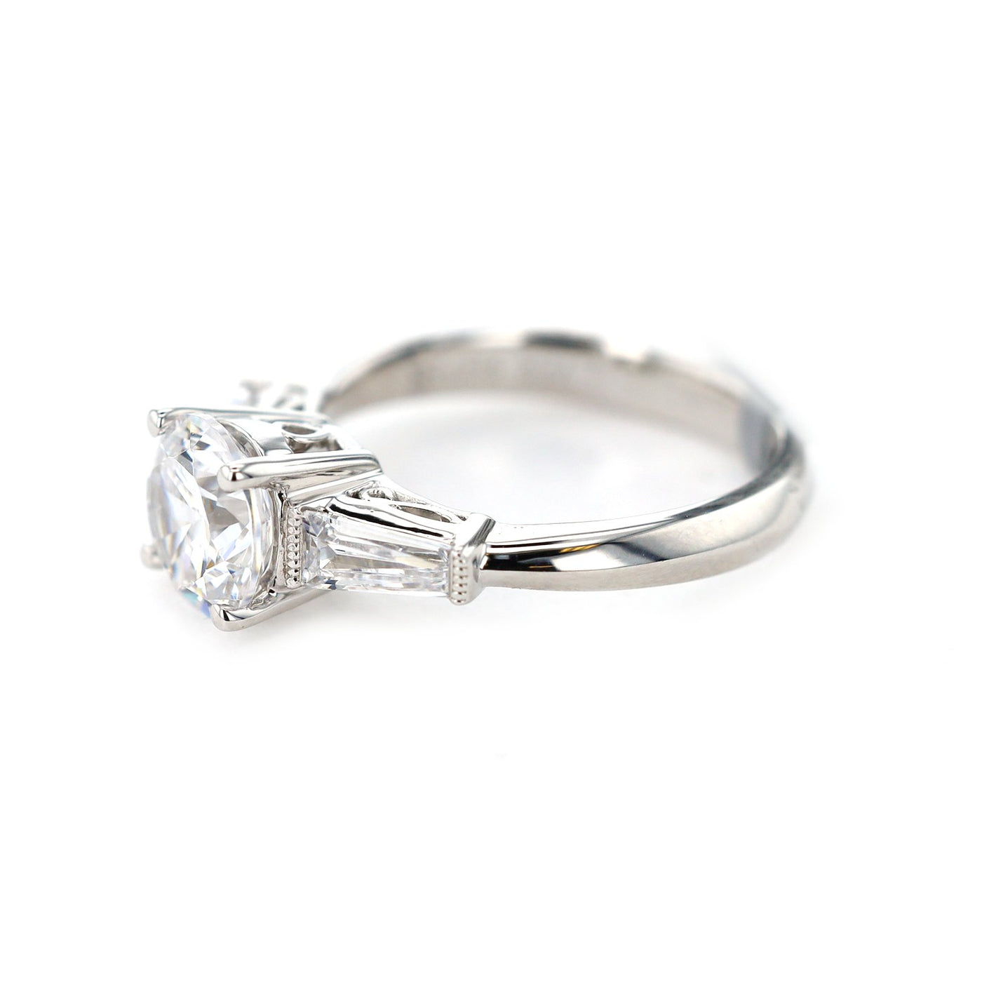 0.40 ctw Diamond Solitaire Engagement Ring