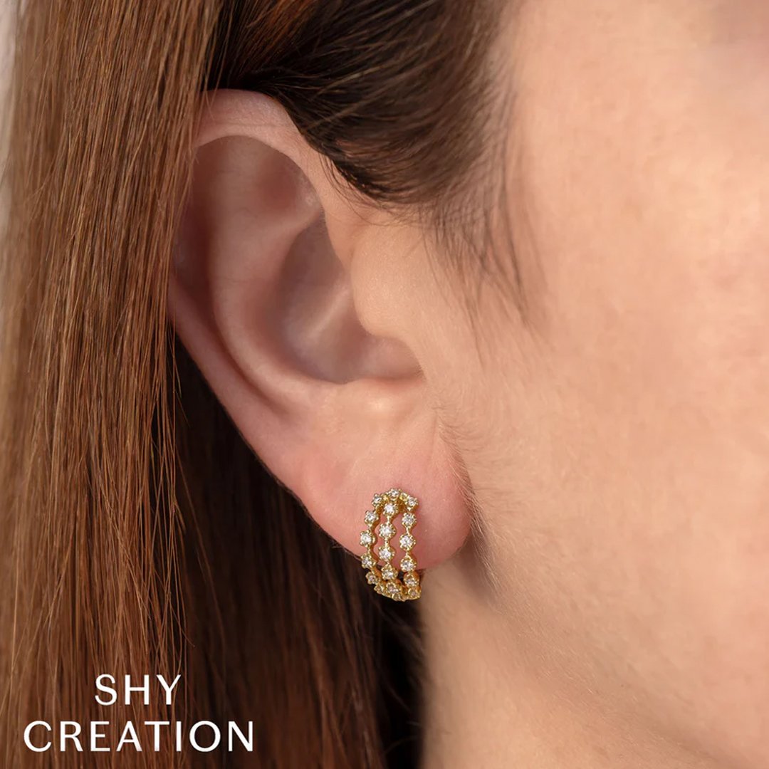 0.42ctw Diamond Huggie Earrings
