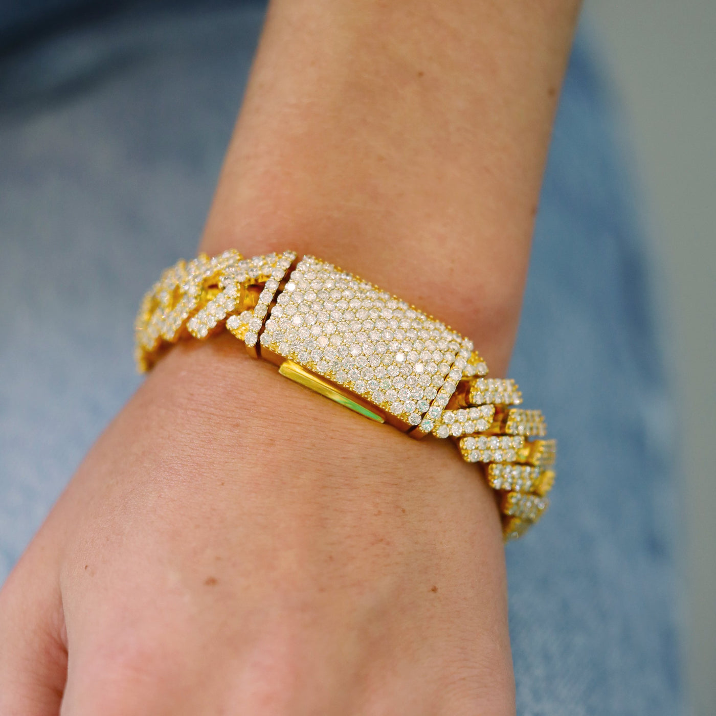 Diamond 22K Curb Link Bracelet