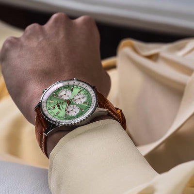 41MM Navitimer B01