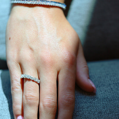 1.63 ctw Diamond Band