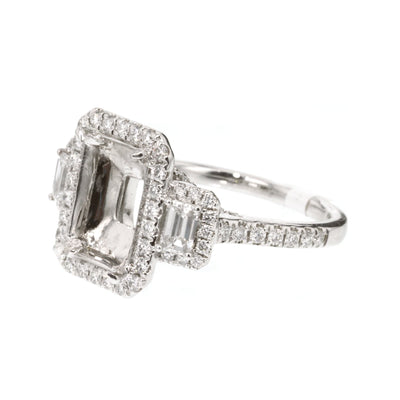 0.84 ctw Diamond Halo Engagement Ring