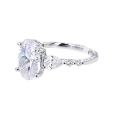 0.84 ctw Diamond Solitaire Engagement Ring