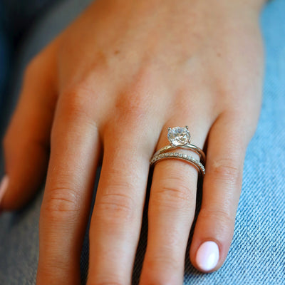 0.35 ctw Diamond Band