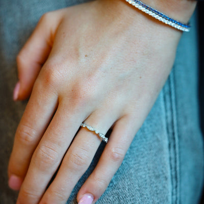 0.22 ctw Diamond Band