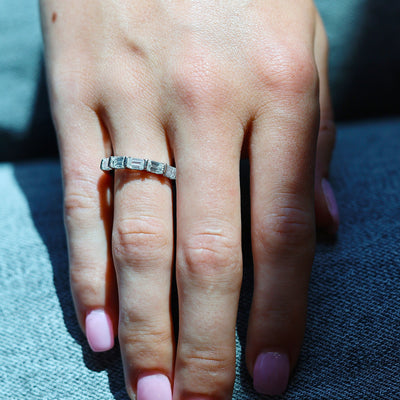 1.37 ctw Diamond Band