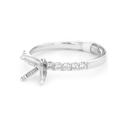 0.22 ctw Diamond Solitaire Engagement Ring