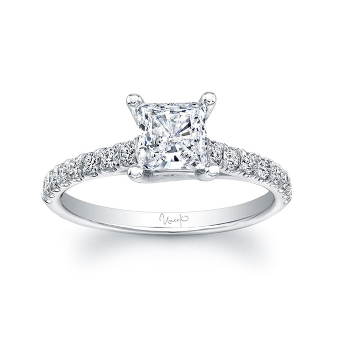0.35 ctw Diamond Solitaire Engagement Ring