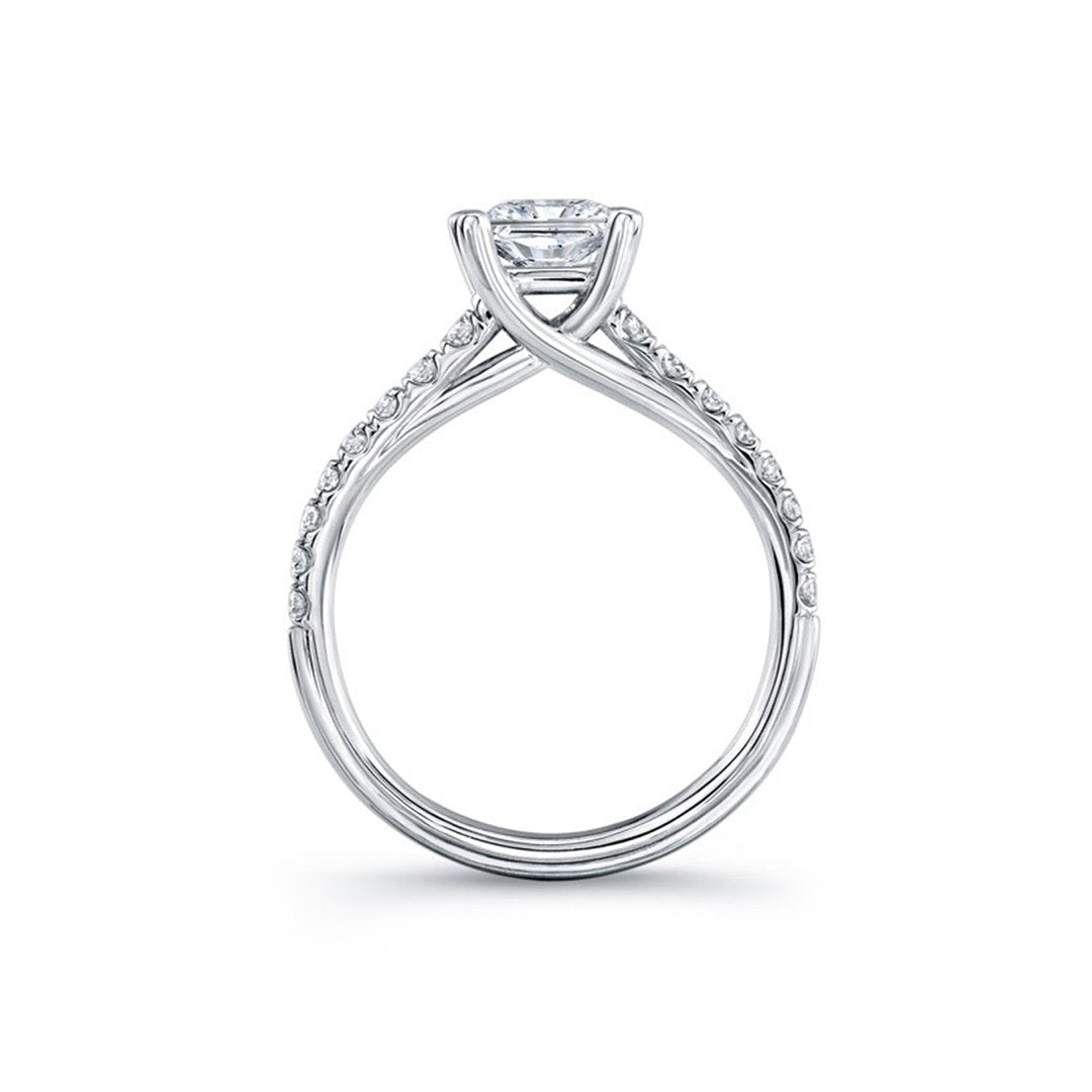 0.35 ctw Diamond Solitaire Engagement Ring