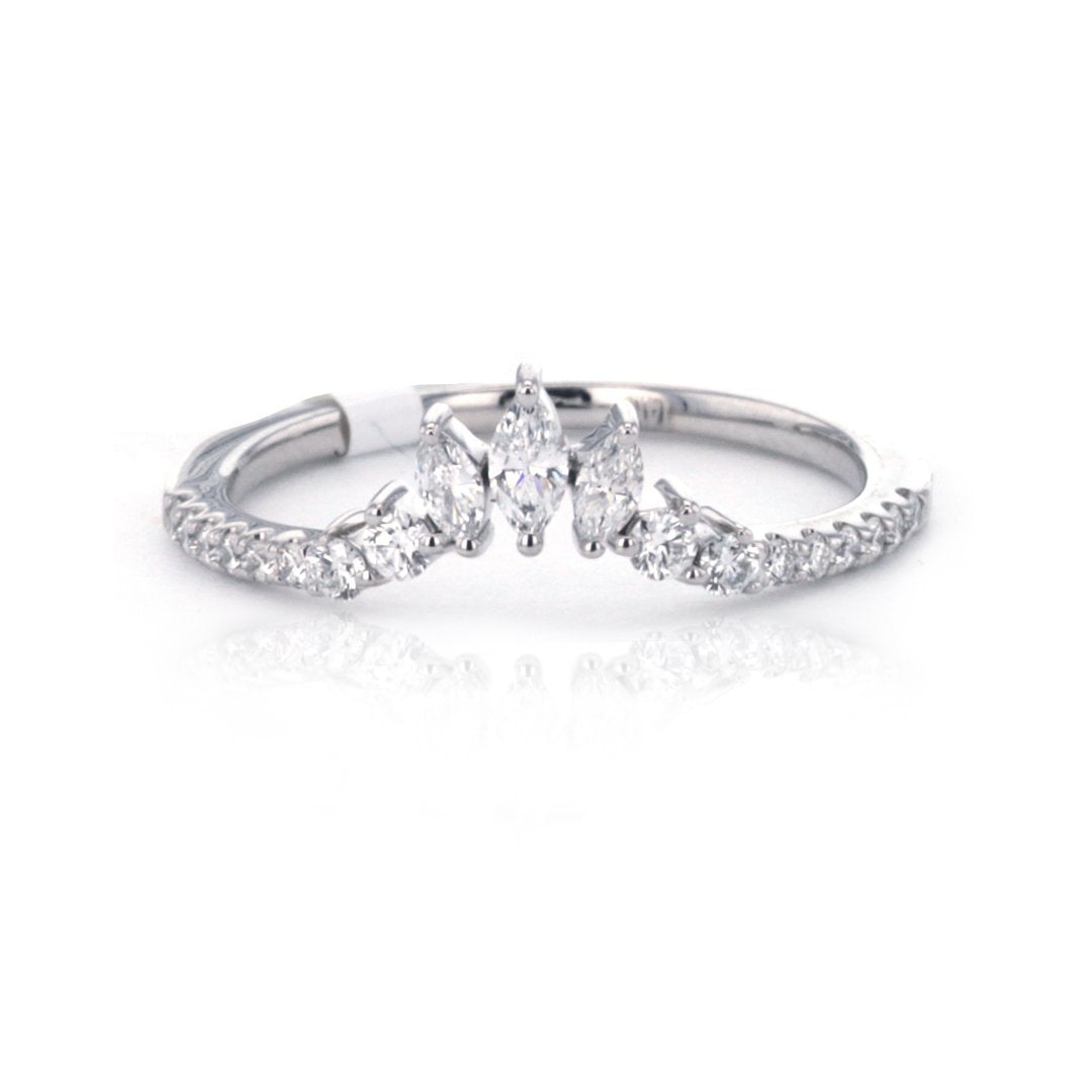 0.70 ctw Diamond Contour Band