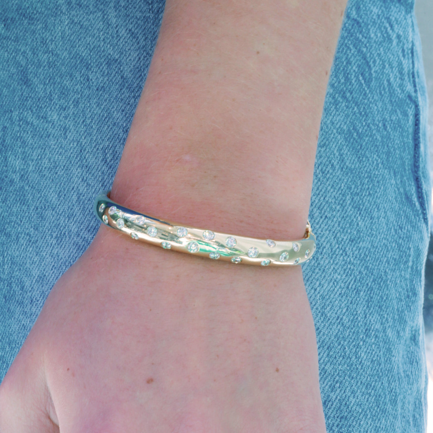 1.96 ctw Diamond Bangle Bracelet