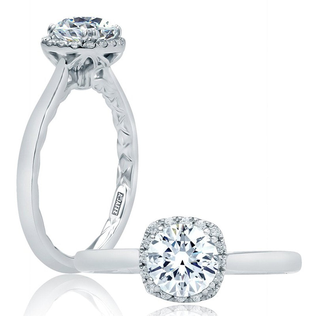 0.11 ctw Diamond Halo Engagement Ring