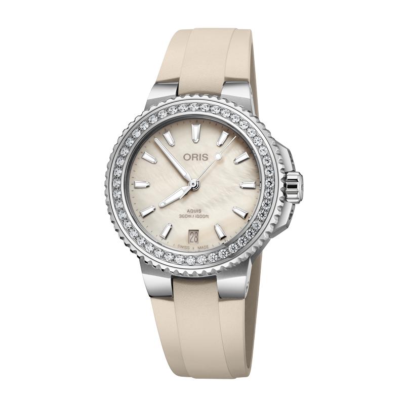 36.5MM Aquis Date