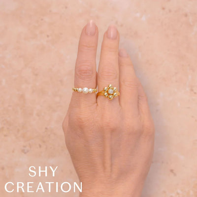 0.19ctw Diamond Flower Ring