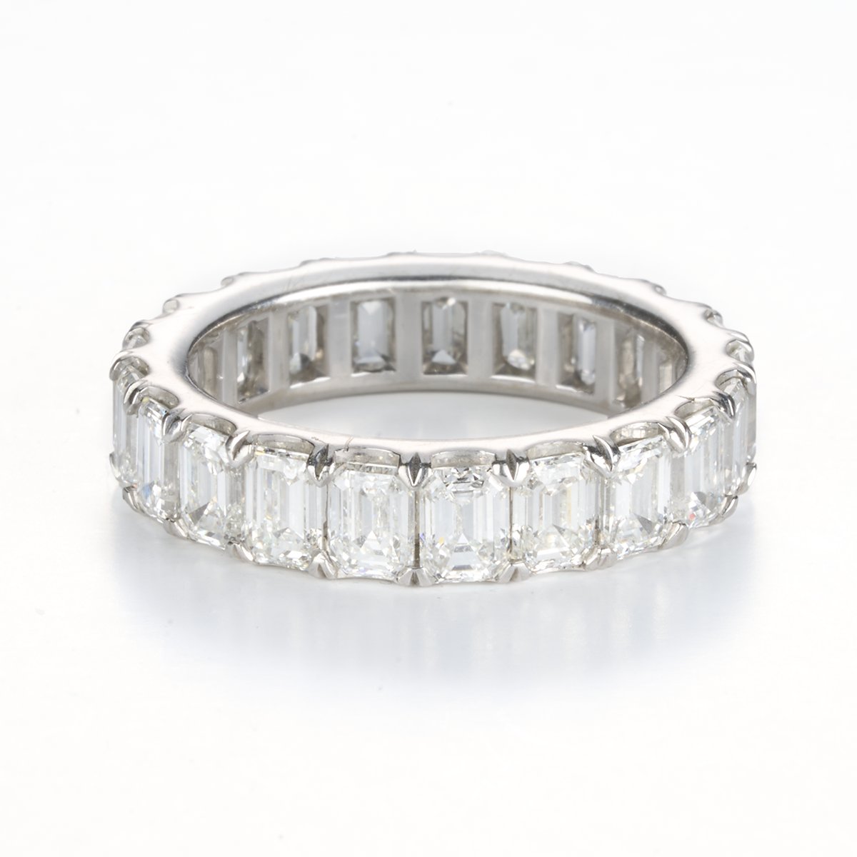 5.43 ctw Diamond Eternity Band