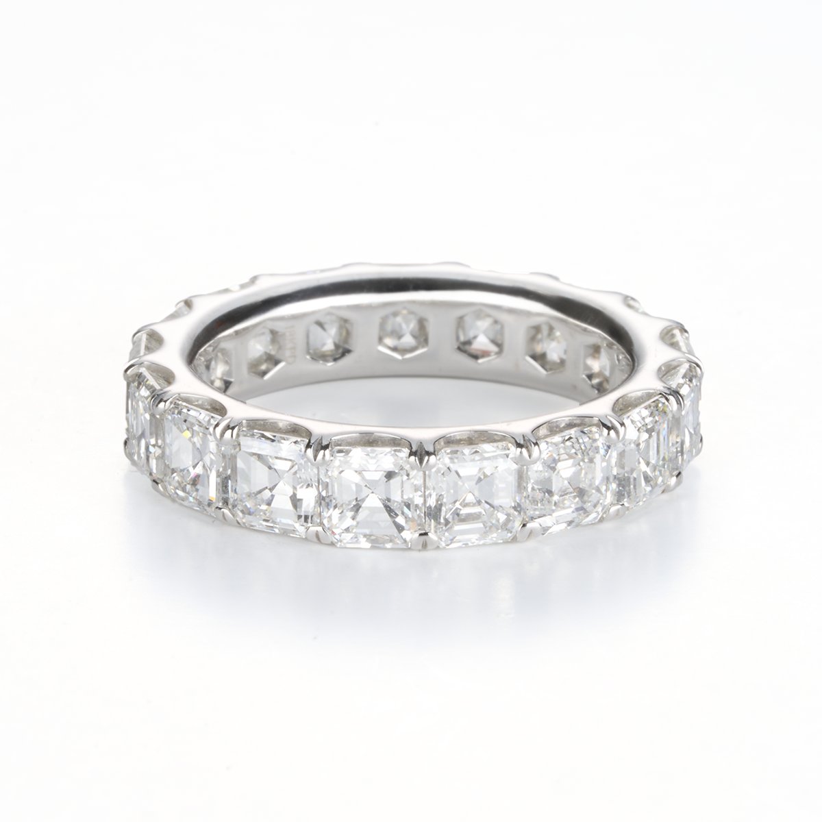 6.75 ctw Diamond Eternity Band