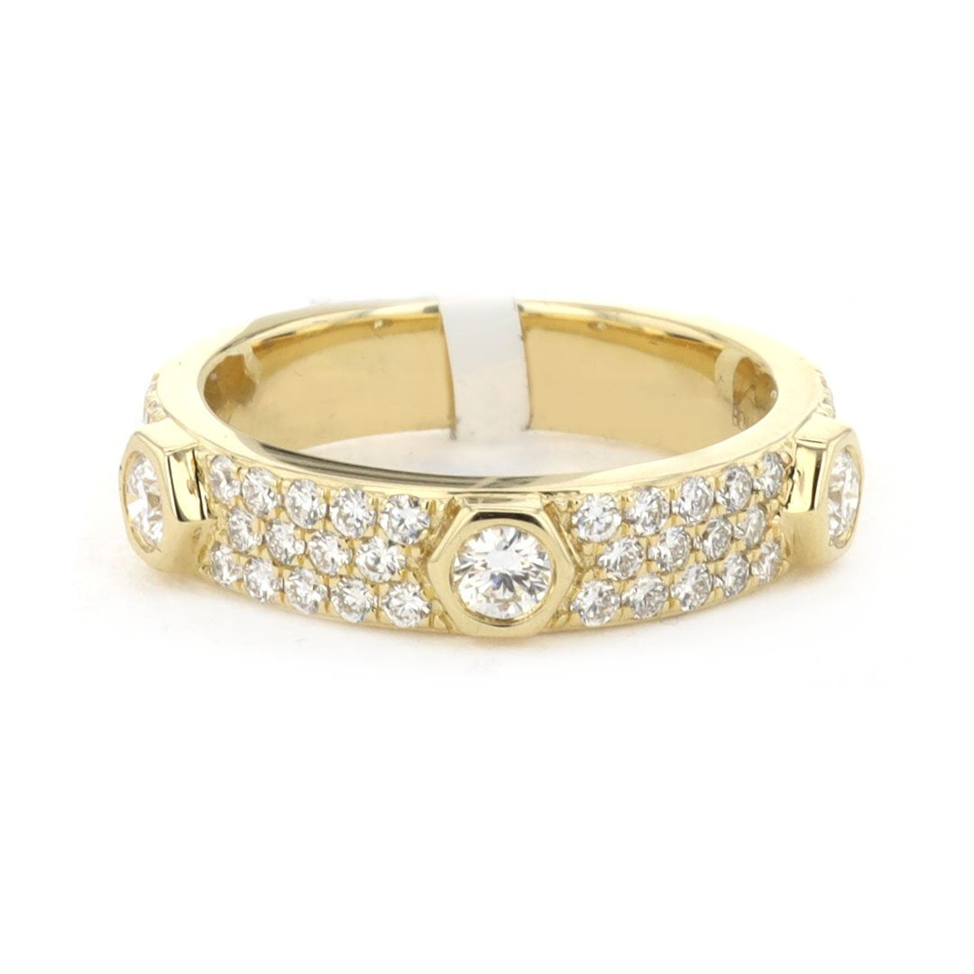0.73 ctw Diamond Band
