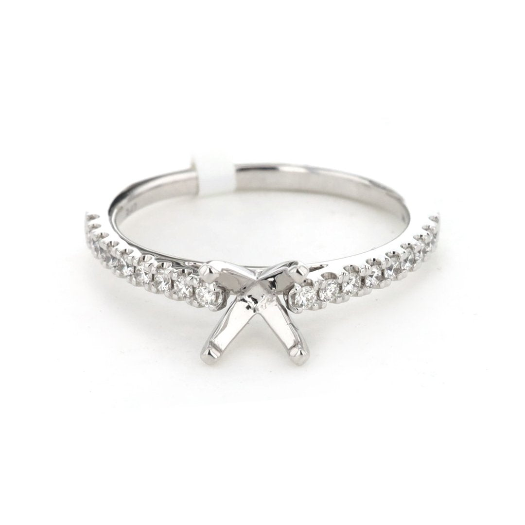 0.25 ctw Diamond Solitaire Engagement Rings