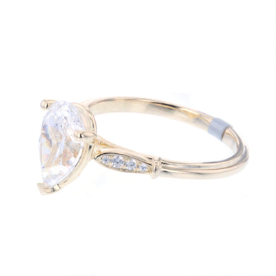 0.06 ctw Diamond Solitaire Engagement Ring
