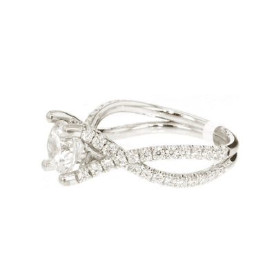 0.74 ctw Diamond Solitaire Engagement Ring