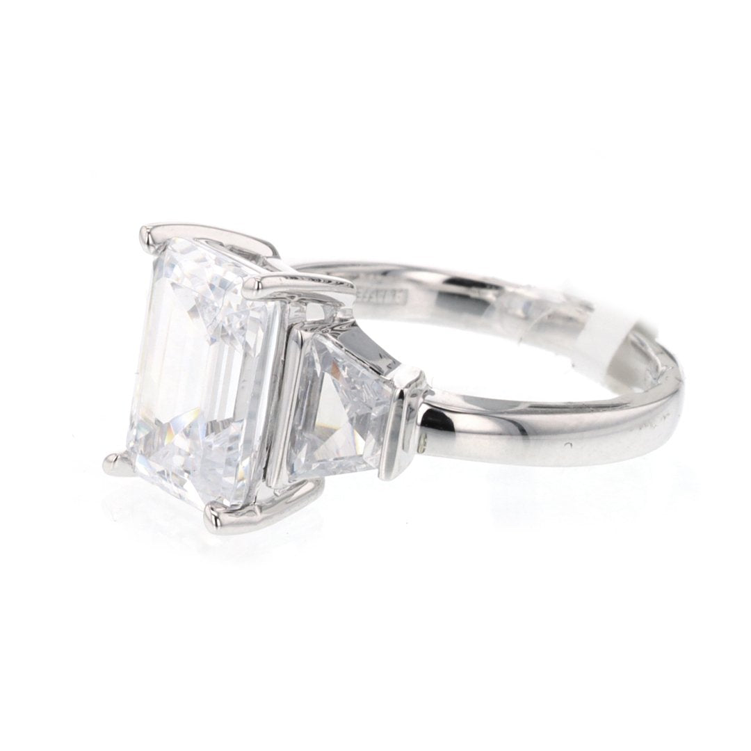 0.86 ctw Diamond Three-Stone Engagement Ring