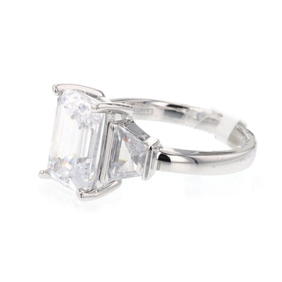 0.86 ctw Diamond Three-Stone Engagement Ring