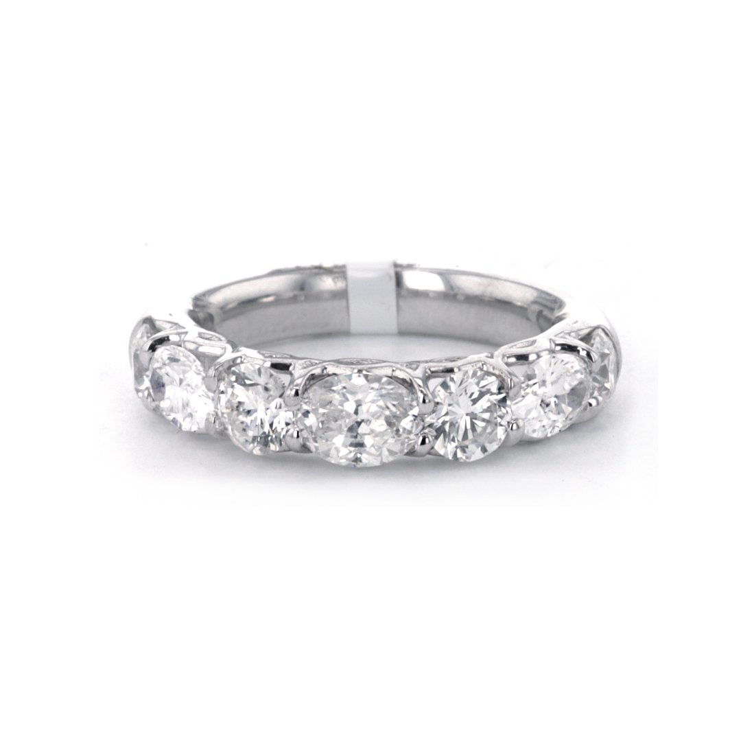 2.28 ctw Diamond Band