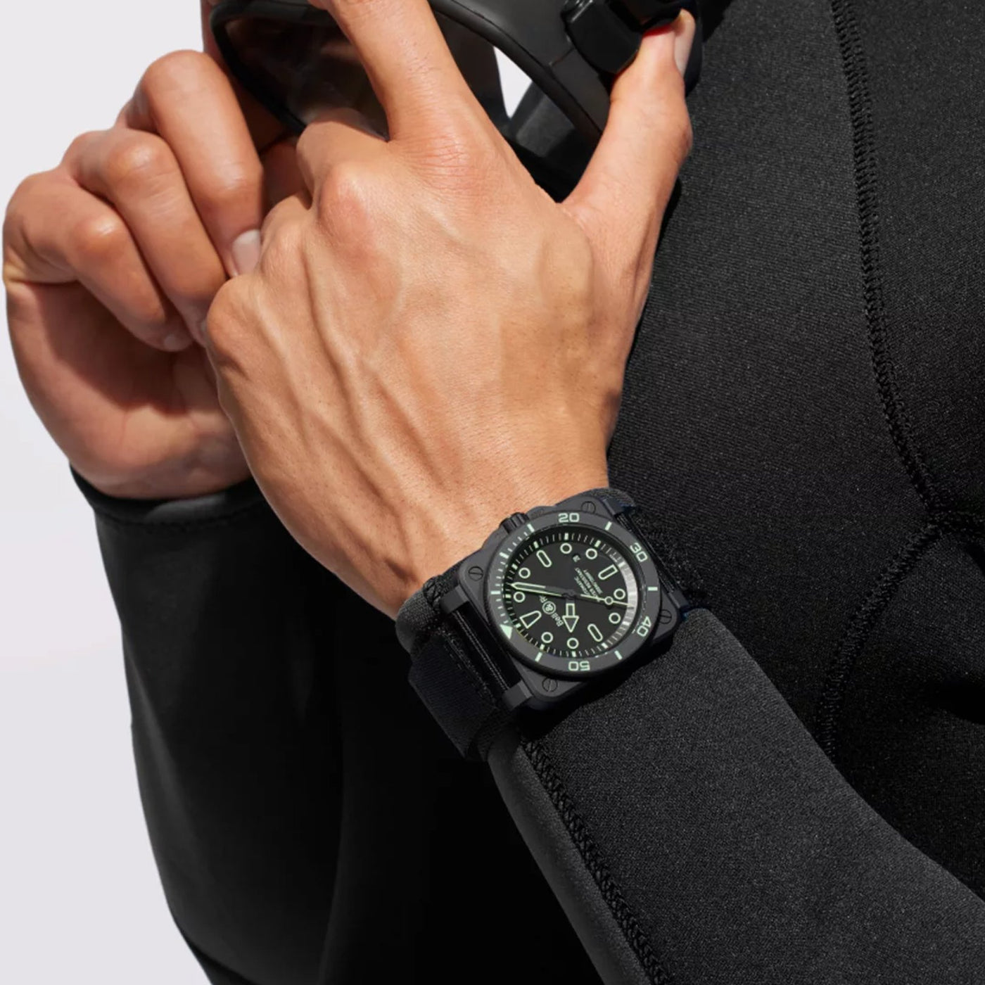 BR-03 Diver Lum Outline