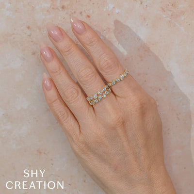 0.39 ctw Diamond Pear Band