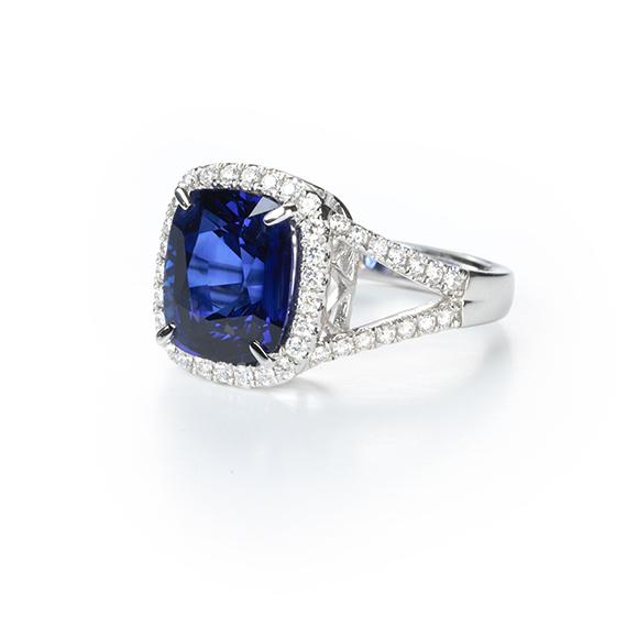 Blue Sapphire & Diamond Ring