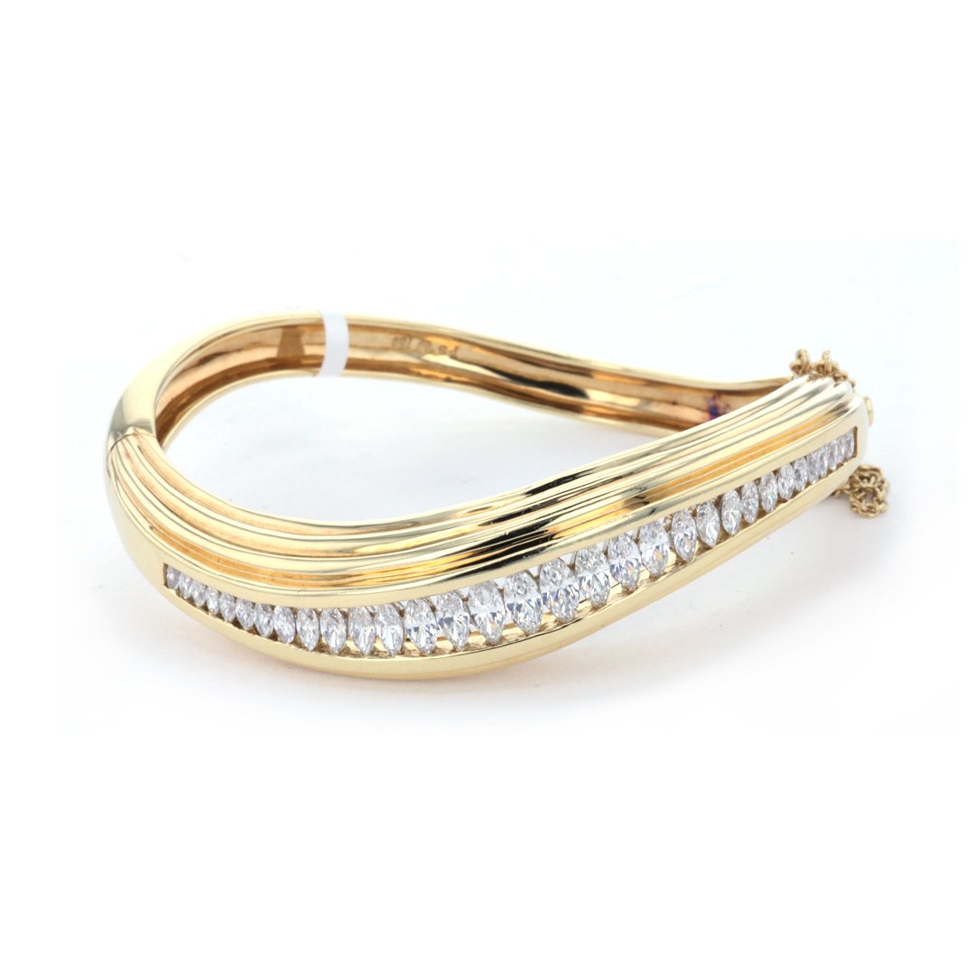 3.50 ctw Diamond Bangle Bracelet