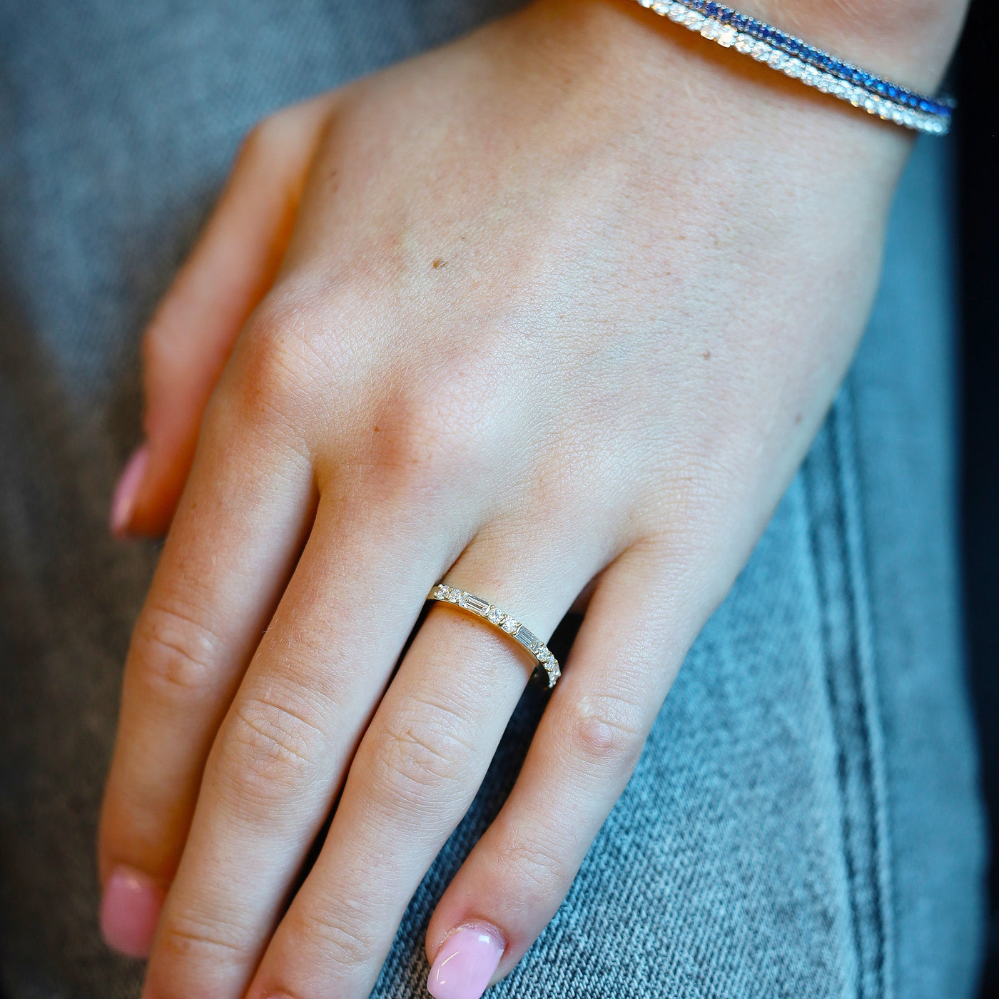 0.59 ctw Diamond Band