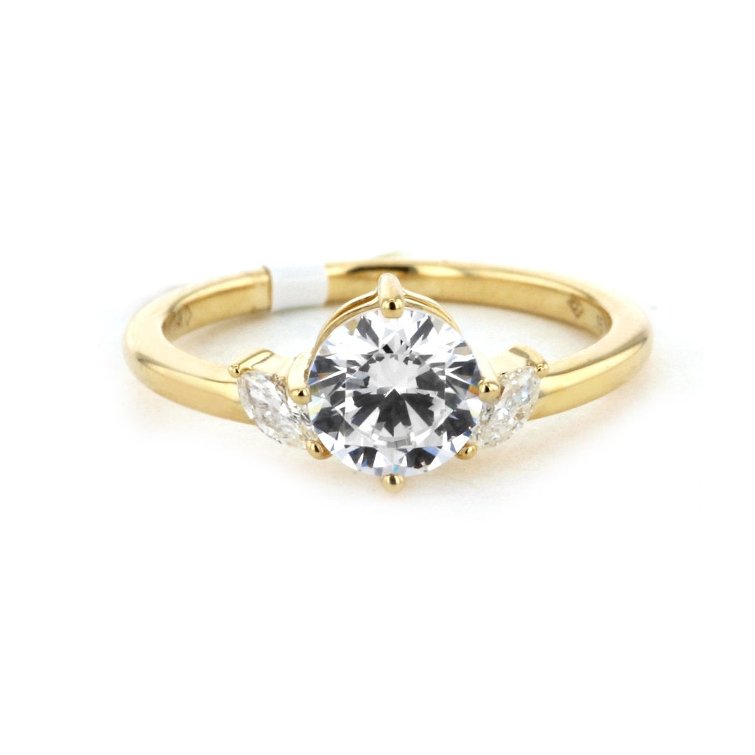 0.15 ctw Diamond Solitaire Engagement Ring
