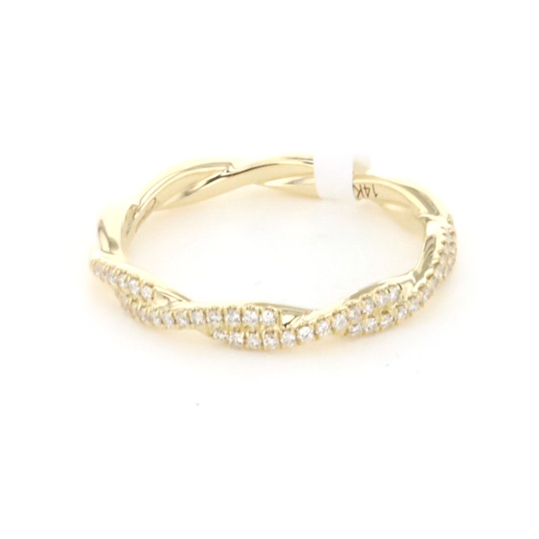 0.18 ctw Diamond Twisted Band