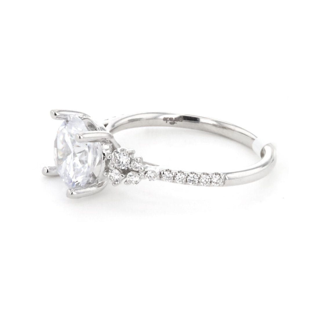 0.26 ctw Diamond Solitaire Engagement Ring