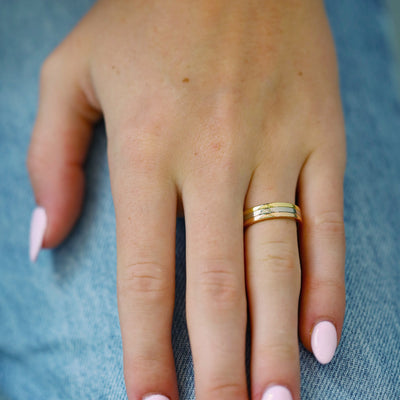 4.7MM Vendome Louis Band