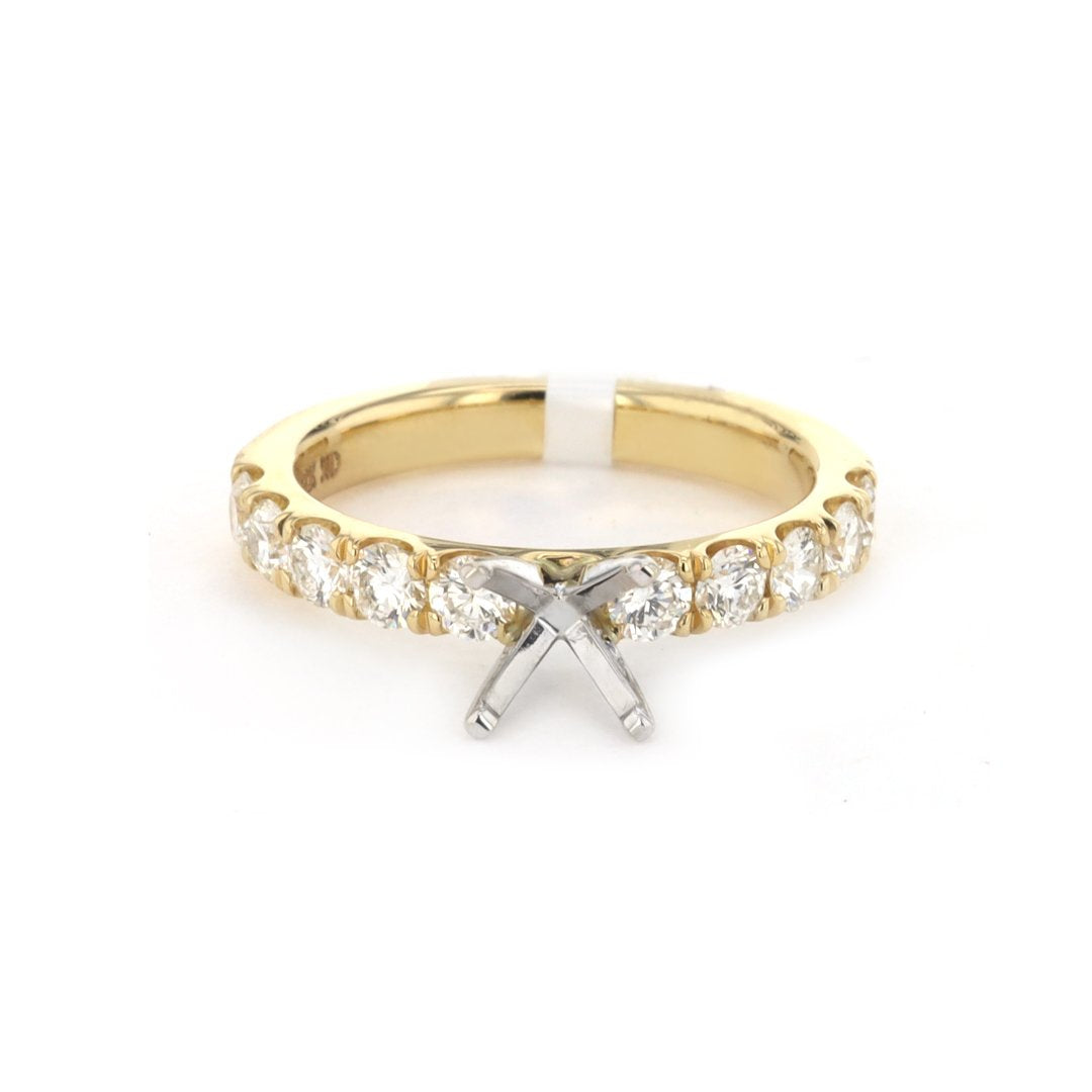 0.91 ctw Diamond Solitaire Engagement Ring