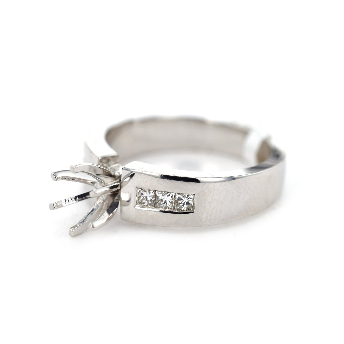 0.27ctw Diamond Solitaire Engagement Ring